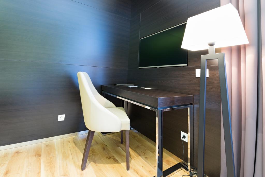 Maccani Luxury Suites Belgrad Exteriör bild